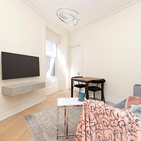 Joivy Modern Flat In City Centre - For Up To 3 Guests Apartment Edinburgh Exterior foto