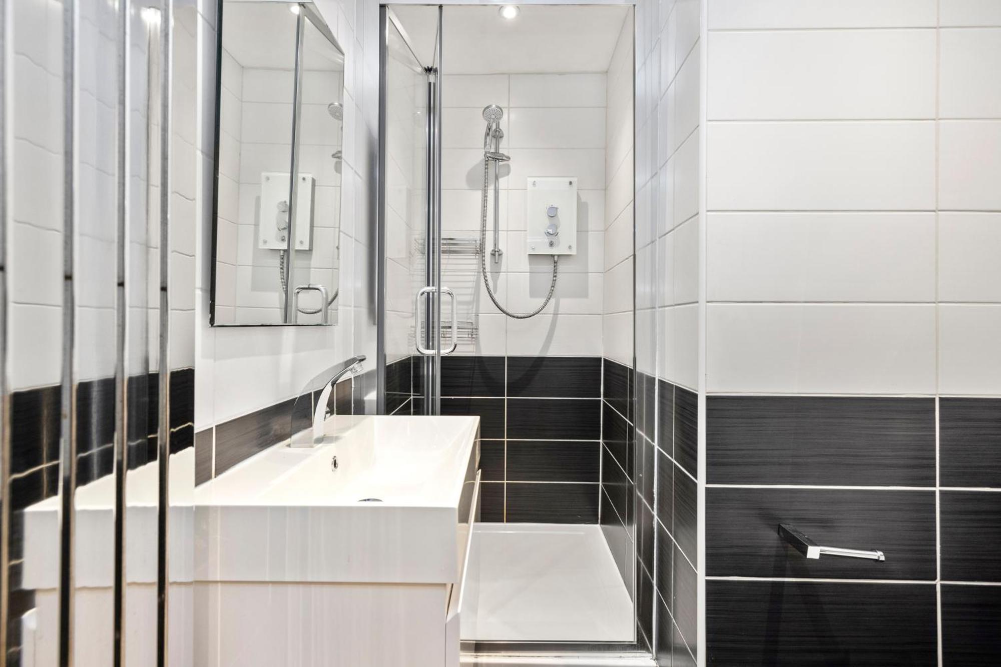 Joivy Modern Flat In City Centre - For Up To 3 Guests Apartment Edinburgh Exterior foto