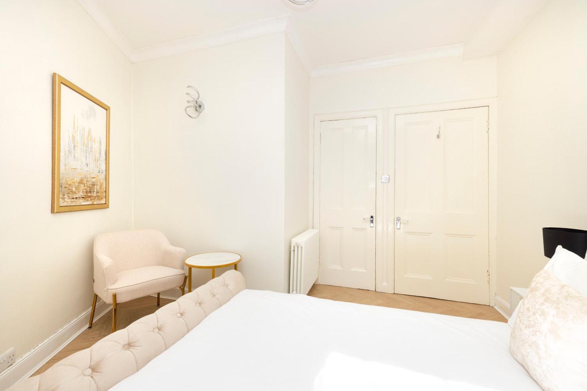 Joivy Modern Flat In City Centre - For Up To 3 Guests Apartment Edinburgh Exterior foto
