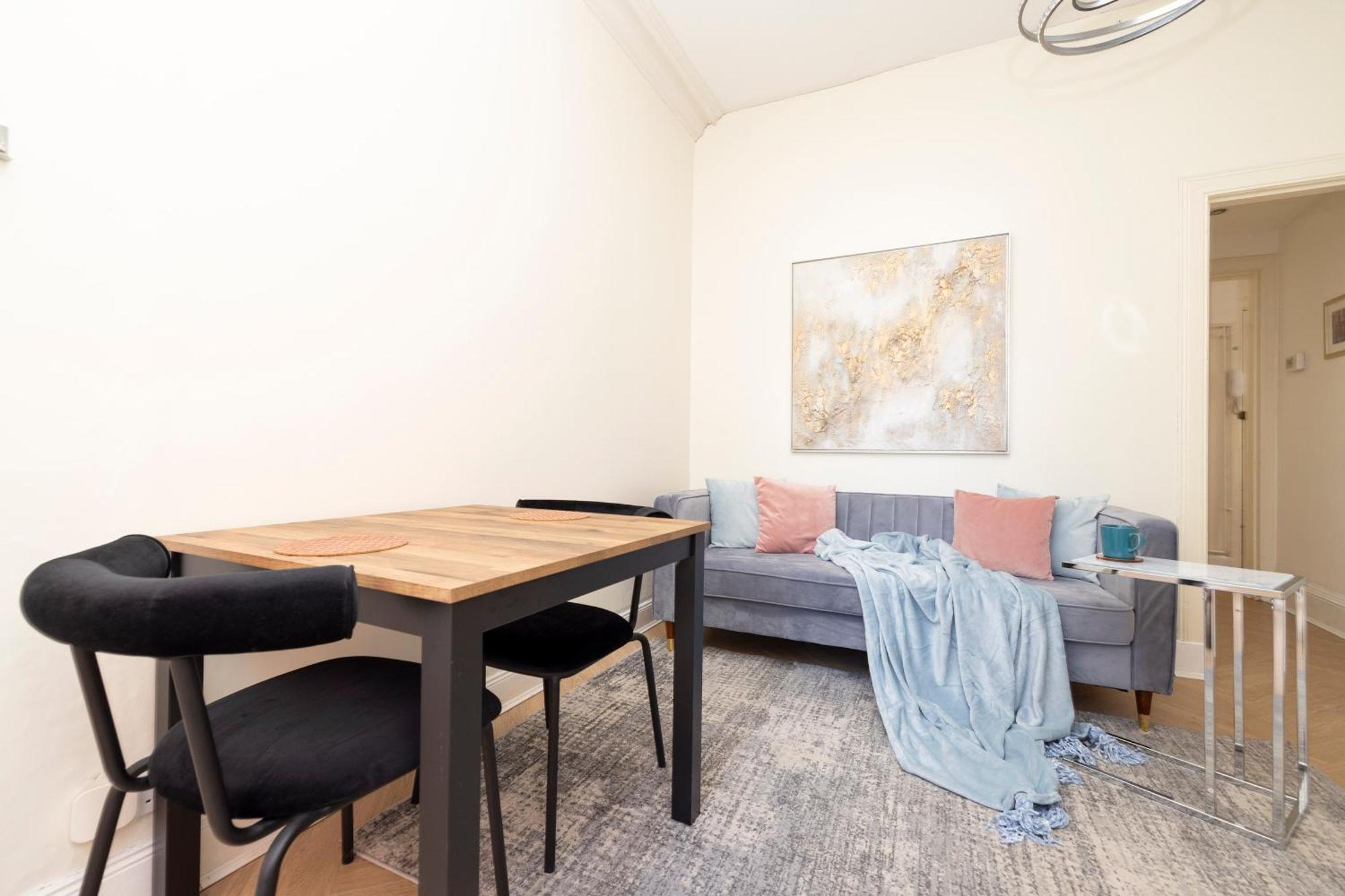 Joivy Modern Flat In City Centre - For Up To 3 Guests Apartment Edinburgh Exterior foto