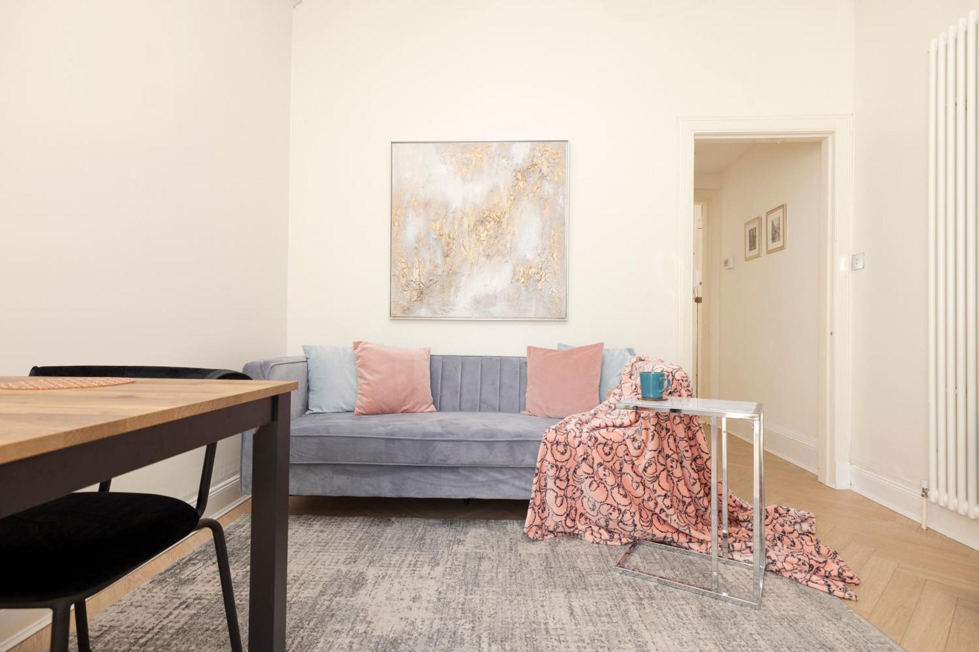 Joivy Modern Flat In City Centre - For Up To 3 Guests Apartment Edinburgh Exterior foto